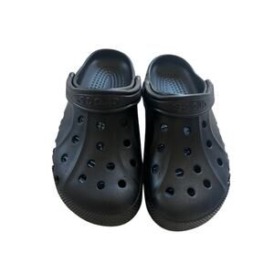 EUC Black Crocs Mens size 7 Women size 9 slip on comfy sandals